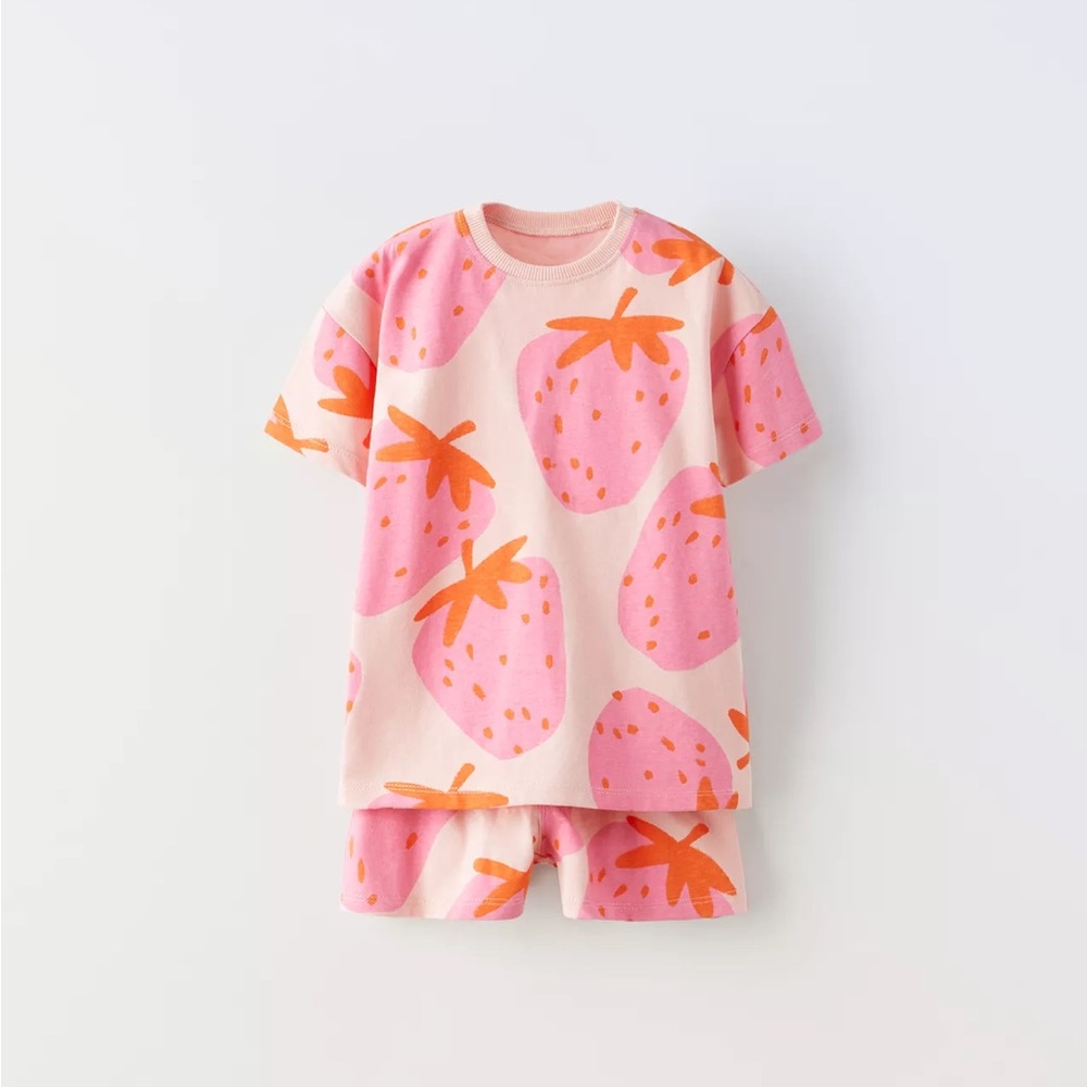 Strawberry Print Set